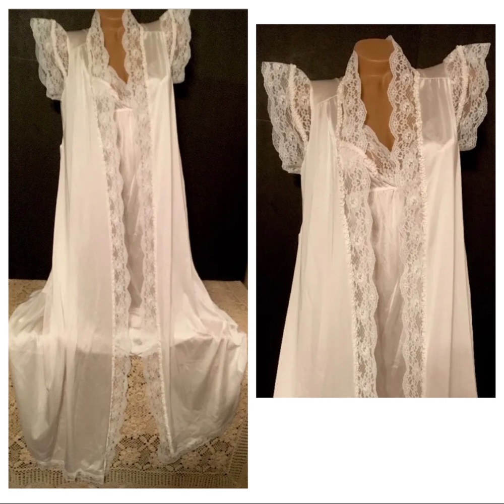 πππHOST PICπππVTG Miss Elaine Peignoir Set Small White Nylon lace long gown Robe - Picture 4 of 16